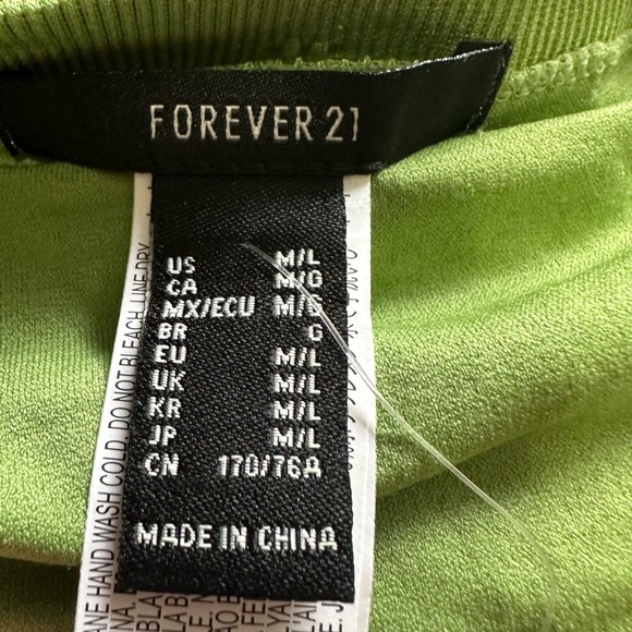 Forever 21 Knit Ruching Pepper Green Tube Top w/ Parallel Lines and Thick Band - Picture 3 of 3